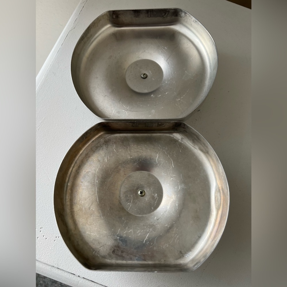 Vintage 1950s MCM Kitchen Aluminum Canisters Lids | Flour And Sugar - Picture 6 of 12